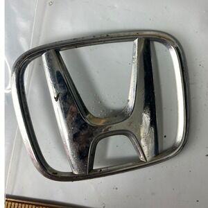 Honda‎ Chrome "H" Rear Trunk Emblem Badge